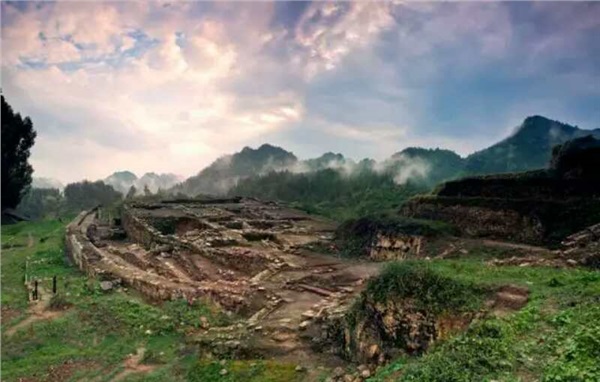 世界遺產老司城、不二門、猛洞河漂流2日游